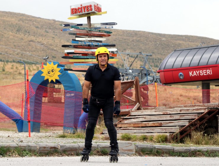 54 Yaşındaki Gurbetçi, Erciyes'ten Şehir Merkezine Patenle İnme Hayalini Gerçekleştirdi