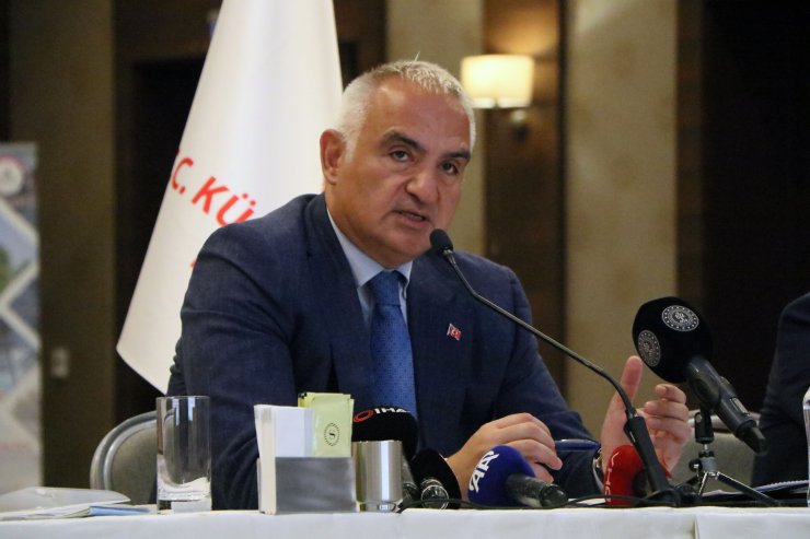 Bakan Ersoy, Kızılırmak Deltası Kuş Cenneti'ni Gezdi (2)