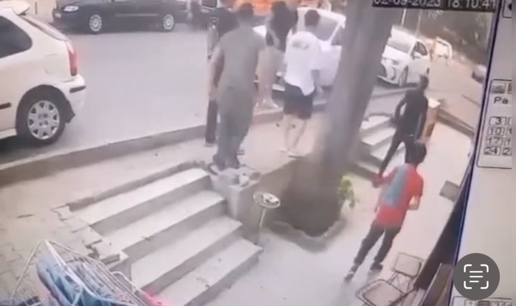 Kartal'da Berberdeki Sıra Tartışmasında Yediği Yumrukla Öldü