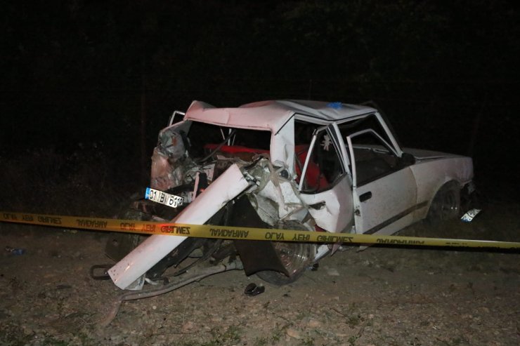 Otomobile Arkadan Çarpan Otomobilin Sürücüsü Öldü