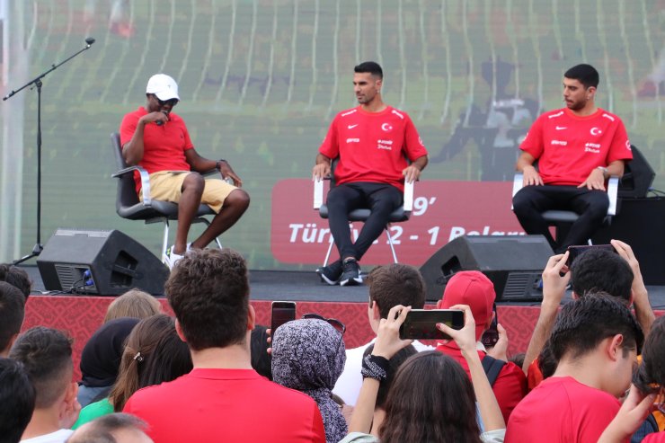 Zeki Çelik Ve Cenk Özkaçar "2-0 Kazanırız"