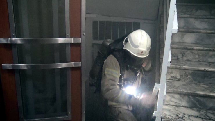 Avcılar’da Kablo Çalmak İsterken Yangın Çıkardı