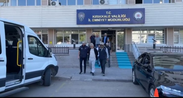 Kırıkkale'de Fetö Hükümlüsü 3 Eski Öğretmen Yakalandı
