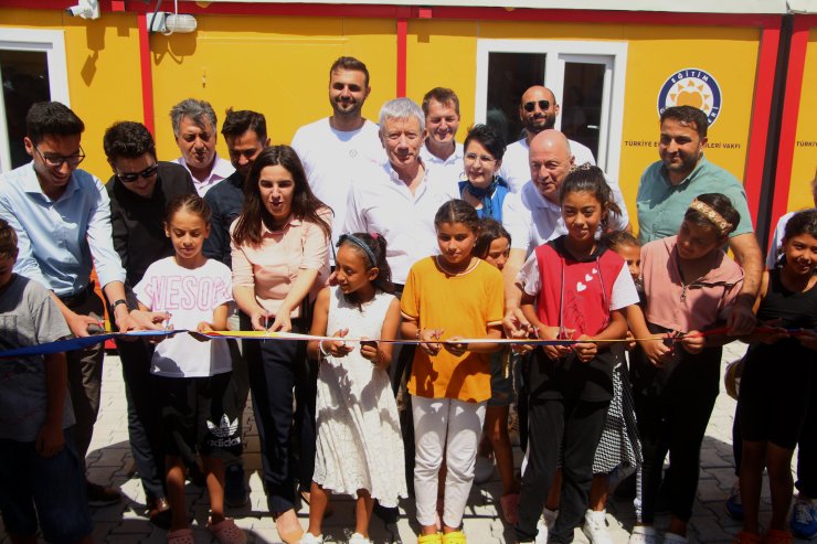 Shell Türkiye Ve Stk'ların İş Birliğiyle Afet Bölgesinde Destek Merkezleri Açıldı