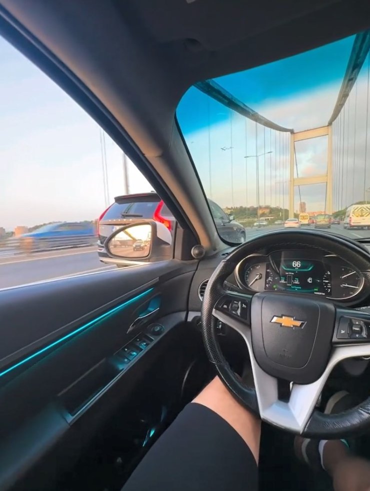 Trafik Magandası Diziyle Direksiyon Tutup 280 Kilometre Hıza Çıktı