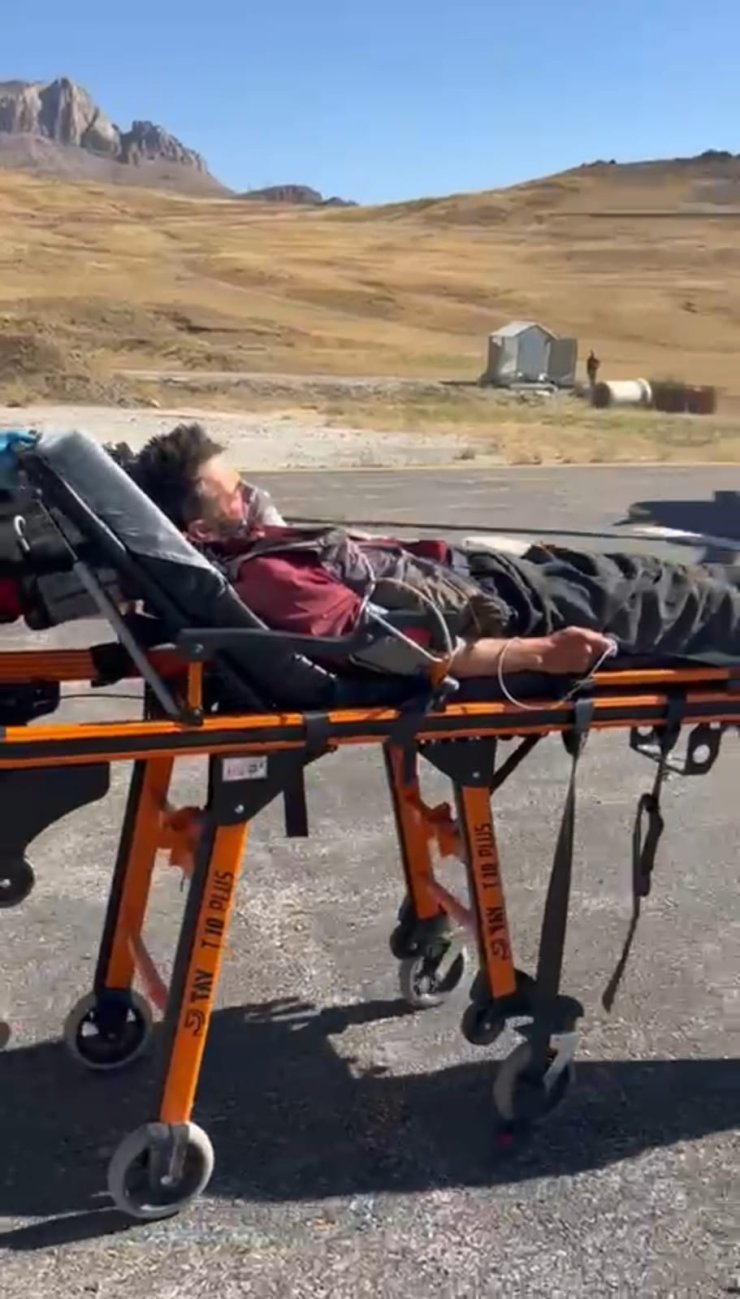 Van'da, Göğüs Hastasına Ambulans Helikopterle Sevk