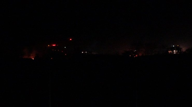 Çanakkale’de Maki Yangını Ormana Sıçradı (3)