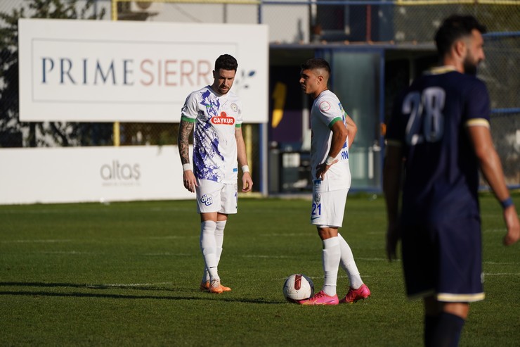 caykur-rizespor-ankaragucu-ile-oynadigi-hazirlik-macini-1-0-kaybetti-19.jpg