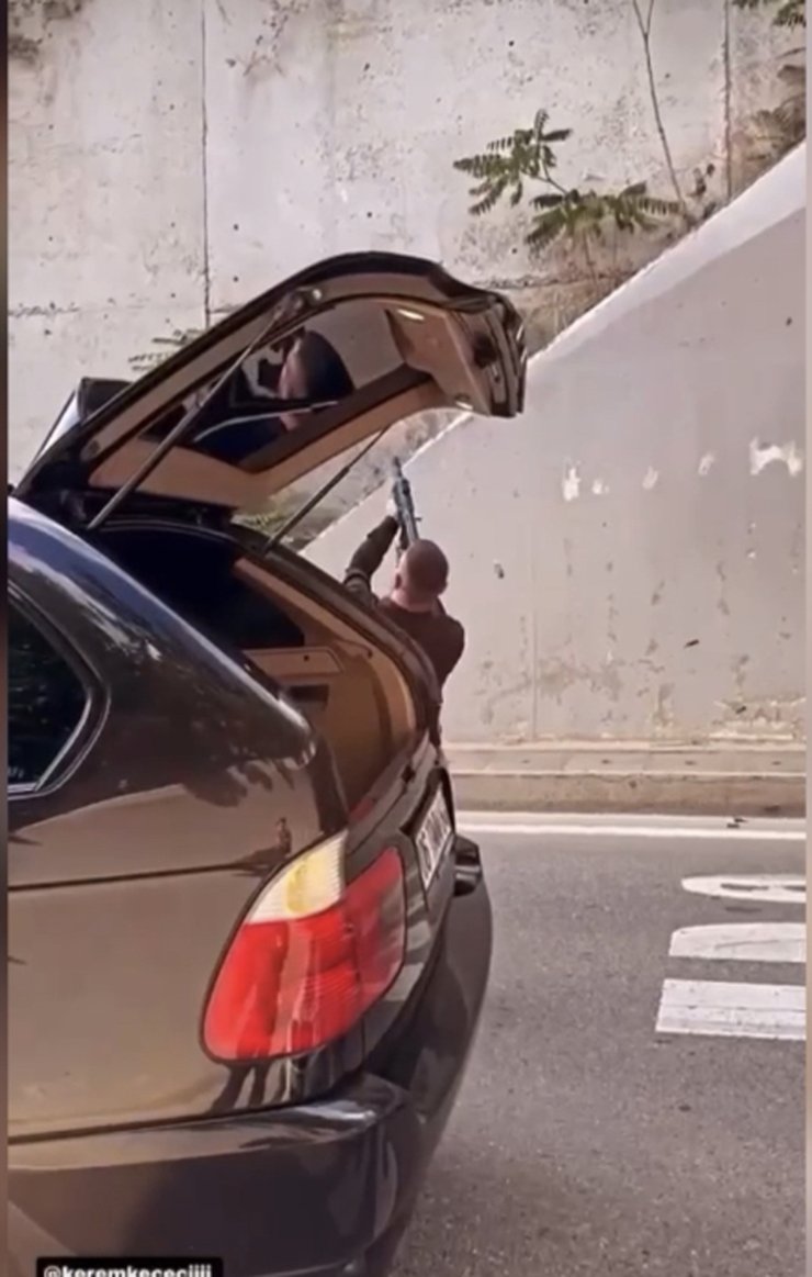 İstanbul'da Düğün Eğlencelerinde Magandalar Yine Sahnedeydi