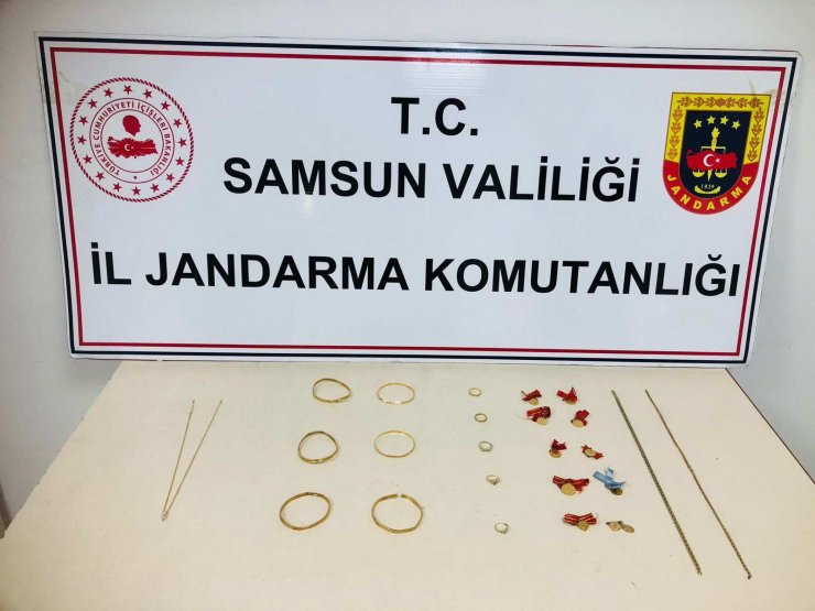 Samsun'da 'Jandarma' Olduğunu Söyleyerek Dolandıran Şüpheli Yakalandı