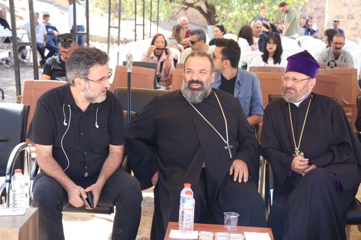 Tarihi Akdamar Kilisesi'nde 11'inci Ayin