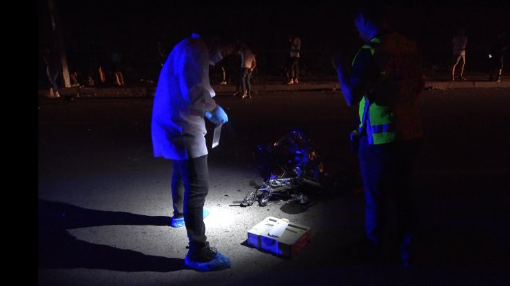 Trafiğe Kapalı Yolda İki Motosiklet Kafa Kafaya Çarpıştı: 2 Ölü, 1 Yaralı