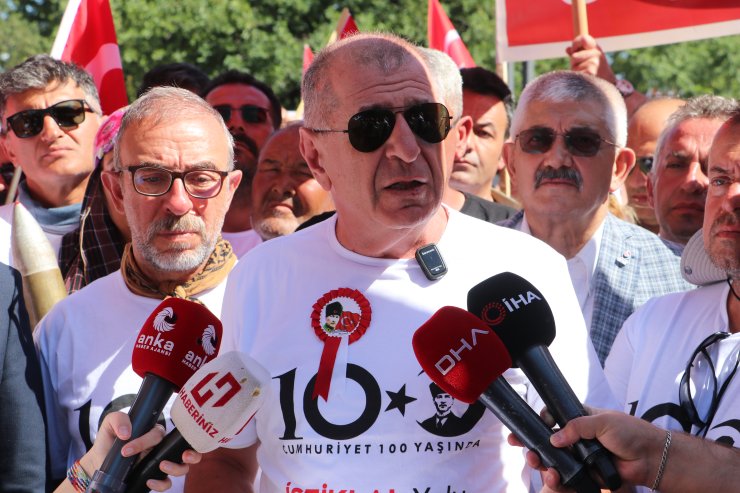 Ümit Özdağ Ve Partililer, İnebolu'dan Ankara'ya Yürüdü