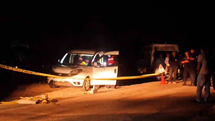 Aranıyordu, Kiralık Araçta Başından Vurulmuş Olarak Ölü Bulundu