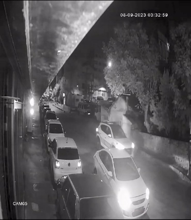 Beyoğlu'nda Silahla Saldırı Sonrası Kaçan Şüpheliler Yakalandı