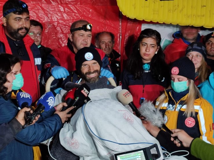 Abd'li Araştırmacı Mağaradan Çıkarıldı / E Fotoğraflar