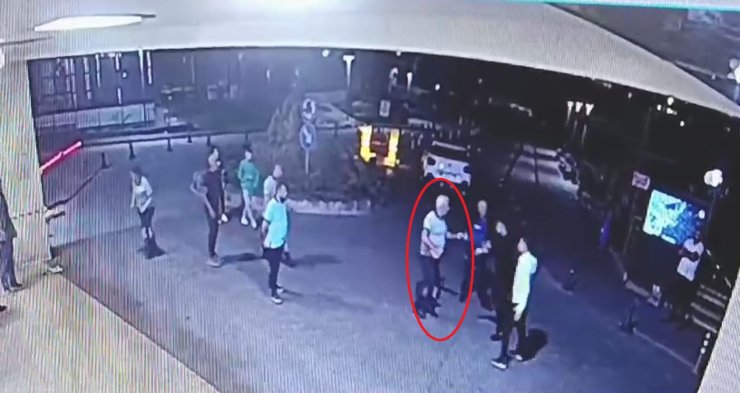 Güvenlik Görevlisinin Kalp Krizi Geçirdiği Arbede, Park Yeri Tartışmasından Çıkmış