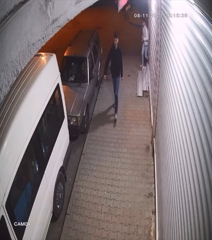 Sultangazi'deki "Yan Bakma" Cinayeti Şüphelisi 2 Yıl Sonra Yakalandı