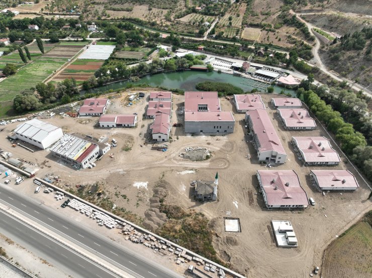 Türkiye'de İlk Olacak 'Sosyal Hizmetler Kampüsü' İnşaatının Yüzde 90'ı Tamamlandı