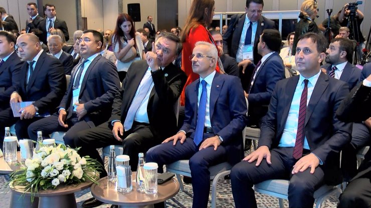 Uraloğlu: Çin-türkiye Arasında Yıllık 200'ün Üzerinde Düzenli Blok Konteyner Treni İşletilmesini Hedefliyoruz