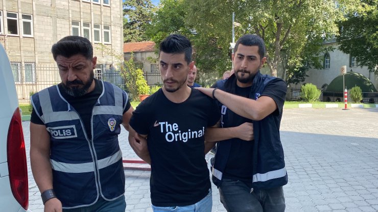 Eşinin Ameliyattaki Ölümü Nedeniyle Ceza Alan Doktoru Kaçıran Şüpheli, Adliyede