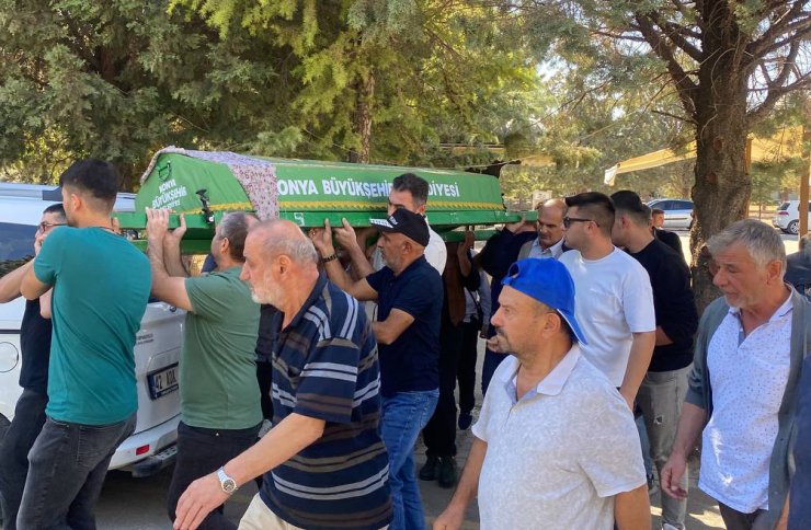 15'nci Kattan Atlayan 2 Genç Kızdan Latife'nin Ailesi, Kayıp Başvurusunda Bulunmuş