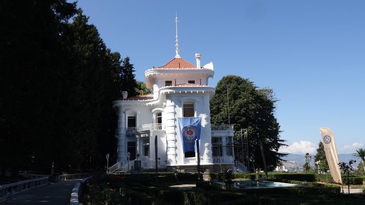 Atatürk Köşkü'ndeki Eksik Mobilyaların Da Replikası Yapıldı