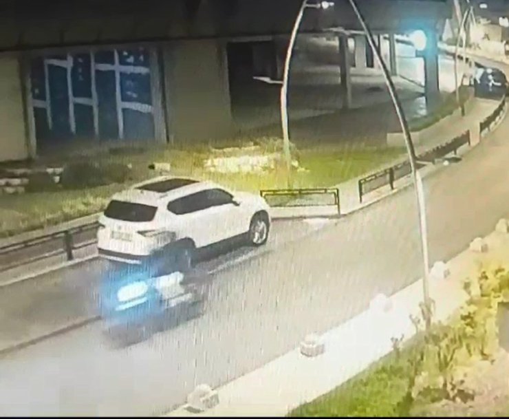 Maslak'ta Kafeye Motosikletli Saldırı: İsveçli 6 Kişi Gözaltına Alındı