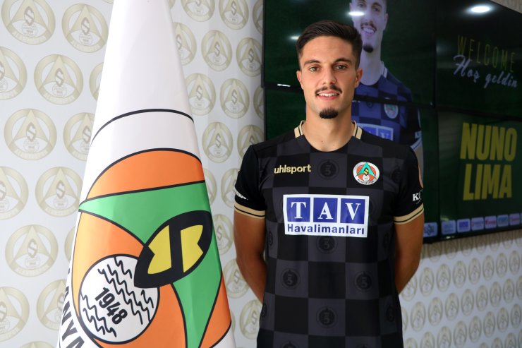 Alanyaspor 3 Transferini Tanıttı