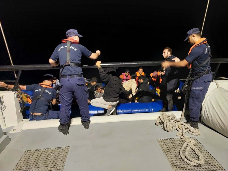 Çanakkale'de 61 Kaçak Göçmen Yakalandı