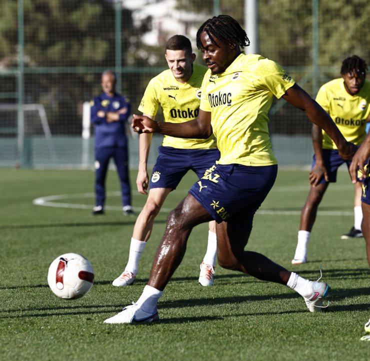 Fenerbahçe, Antalyaspor Maçının Hazırlıklarını Tamamladı