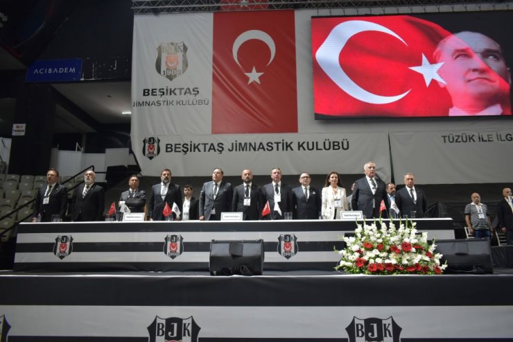 Beşiktaş'ta Tüzük Tadili İle İlgili Olağanüstü Genel Kurul Toplantısı Yapıldı