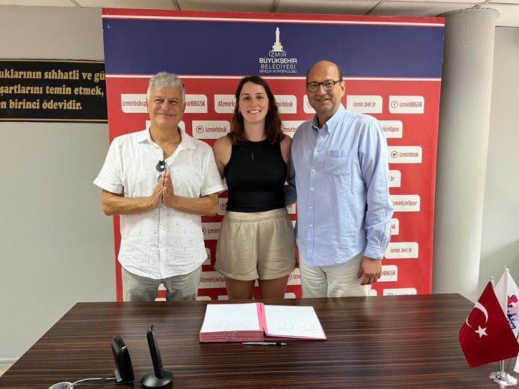 İzmir Bşb'ye Su Topunda Avustralyalı Takviye