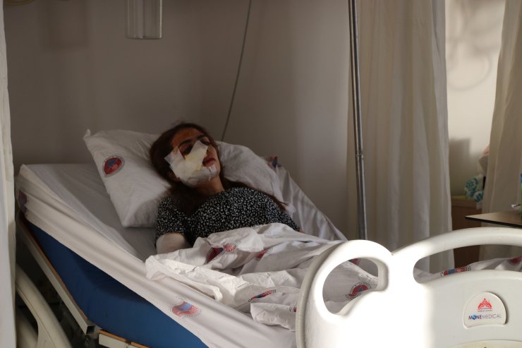 Van'da Göçmenlerin Taşındığı Midibüs Kaza Yaptı: 5 Ölü, 21 Yaralı (3)