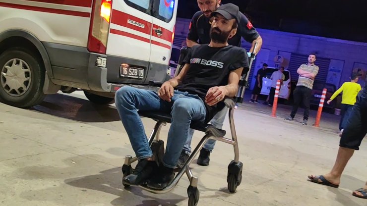 Bursa'da Evin Balkonuna Atılan Yabancı Madde Patladı; 1 Yaralı