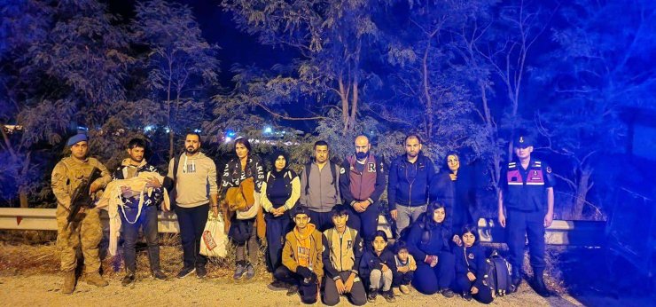 Edirne'de İki Haftada 2 Bin 715 Kaçak Göçmen Yakalandı, 52 Organizatör Tutuklandı