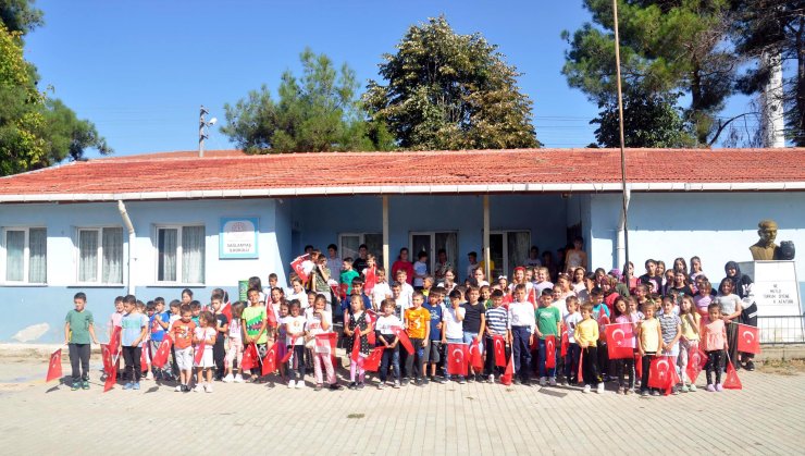 Okulları Depreme Dayanıksız Çıktı; Veliler 170 Öğrenciyi Taşımalı Sistemle Okula Göndermedi