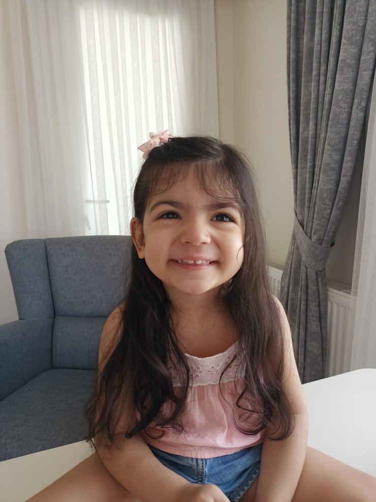 Sma Kampanyası Tamamlanan Azra, Dubai Yolcusu