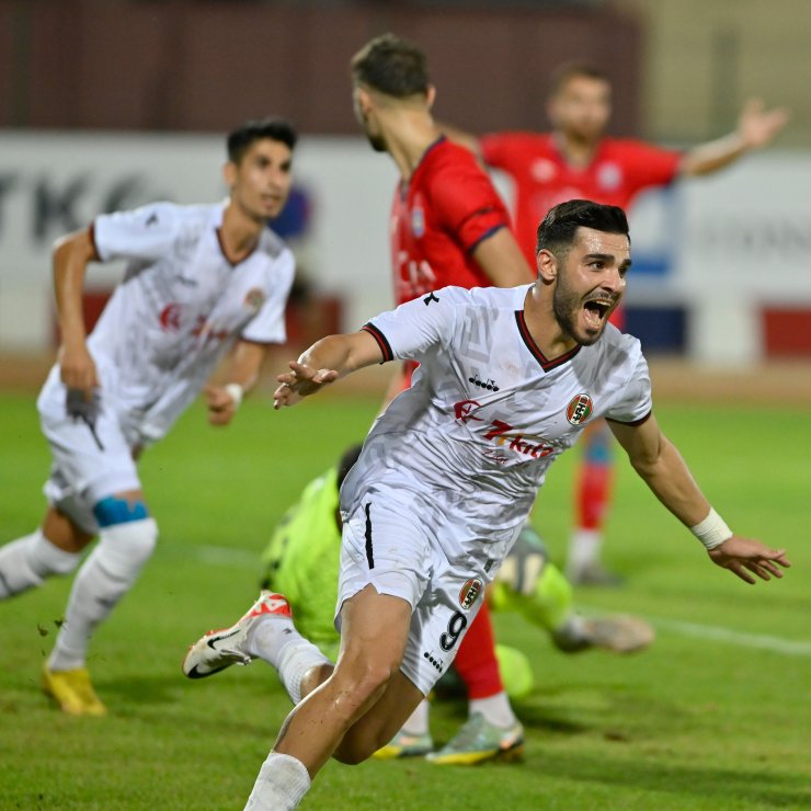 Turgutluspor Tam Gaz Gidiyor