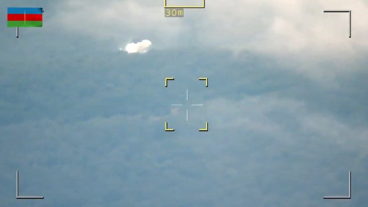 Azerbaycan, Ermenistan Ordusuna Ait Mühimmat Deposunu Vurdu