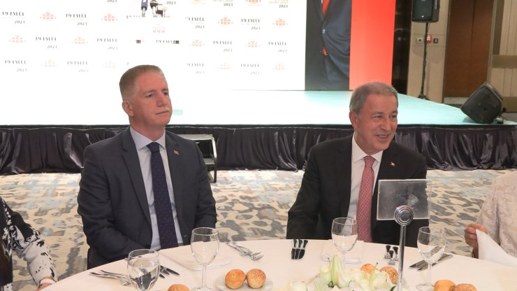 Eski Savunma Bakanı Akar: Türk Silahlı Kuvvetlerine İftira Edebiliyorlar