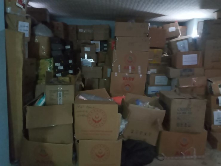 Hatay'da 30 Milyon Lira Değerindeki Yardım Kolilerini Depolayan Şüpheli Yakalandı