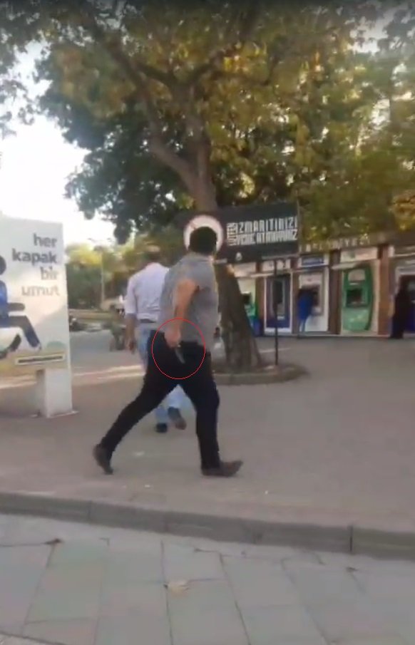 Tartıştığı Sürücüyü Çocuğunun Yanında Bıçakla Kovalayan Şüpheli, ‘Bir Anlık Sinirle’ Yapmış