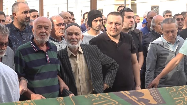 Yarı Maratonunda Hayatını Kaybeden Mühendis Konya'da Toprağa Verildi