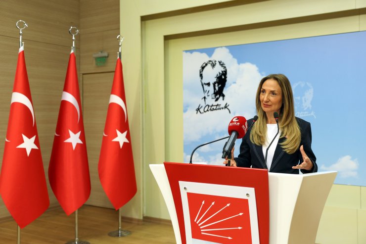 Chp'li Nazlıaka: Okulda Ücretsiz Öğün Acil İhtiyaçtır