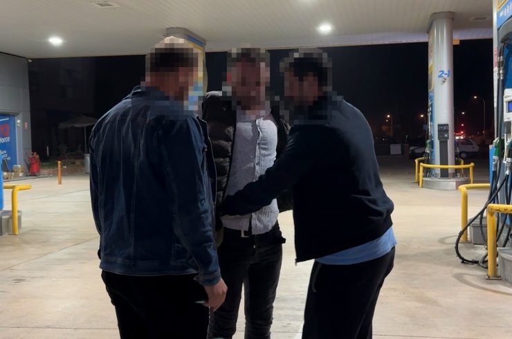 Yakalanacağını Anlayınca Uyuşturucuyu Klozete Attı