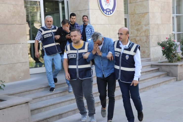 Amasya'da Kuyumcuları Dolandıran 2 Şüpheli Yakalandı