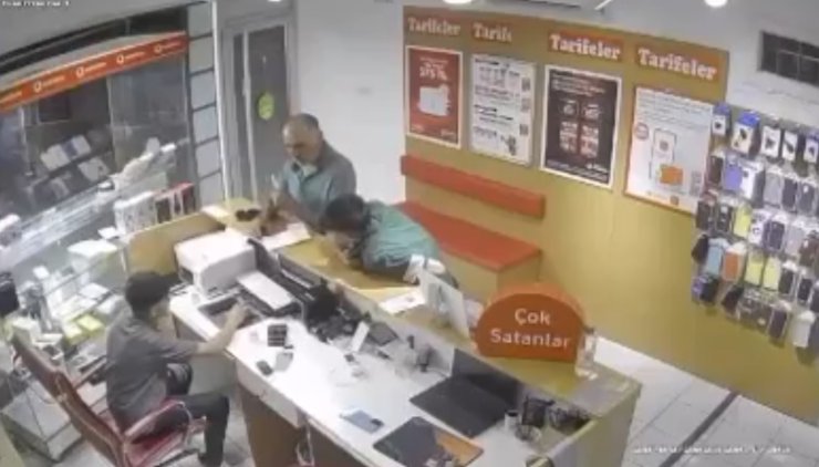 Ateş Açılan İş Yerinde Ölümden Saniyelerle Kurtuldu