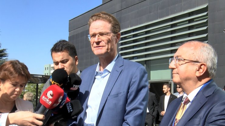 Büyükelçi Meyer-landrut, Ulaşımda Çeşitlilik İçin Pedal Çevirdi