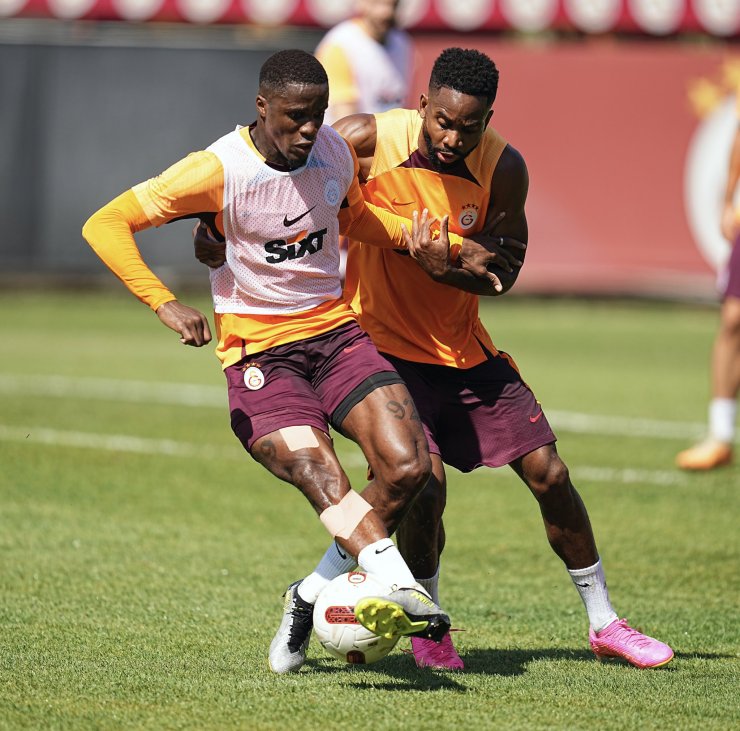 Galatasaray, Başakşehir Fk Maçının Hazırlıklarına Ara Vermeden Başladı